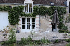 特色装修、特色家居、遮光窗帘、隔音