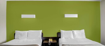 Motel 6 Charles Town, WV