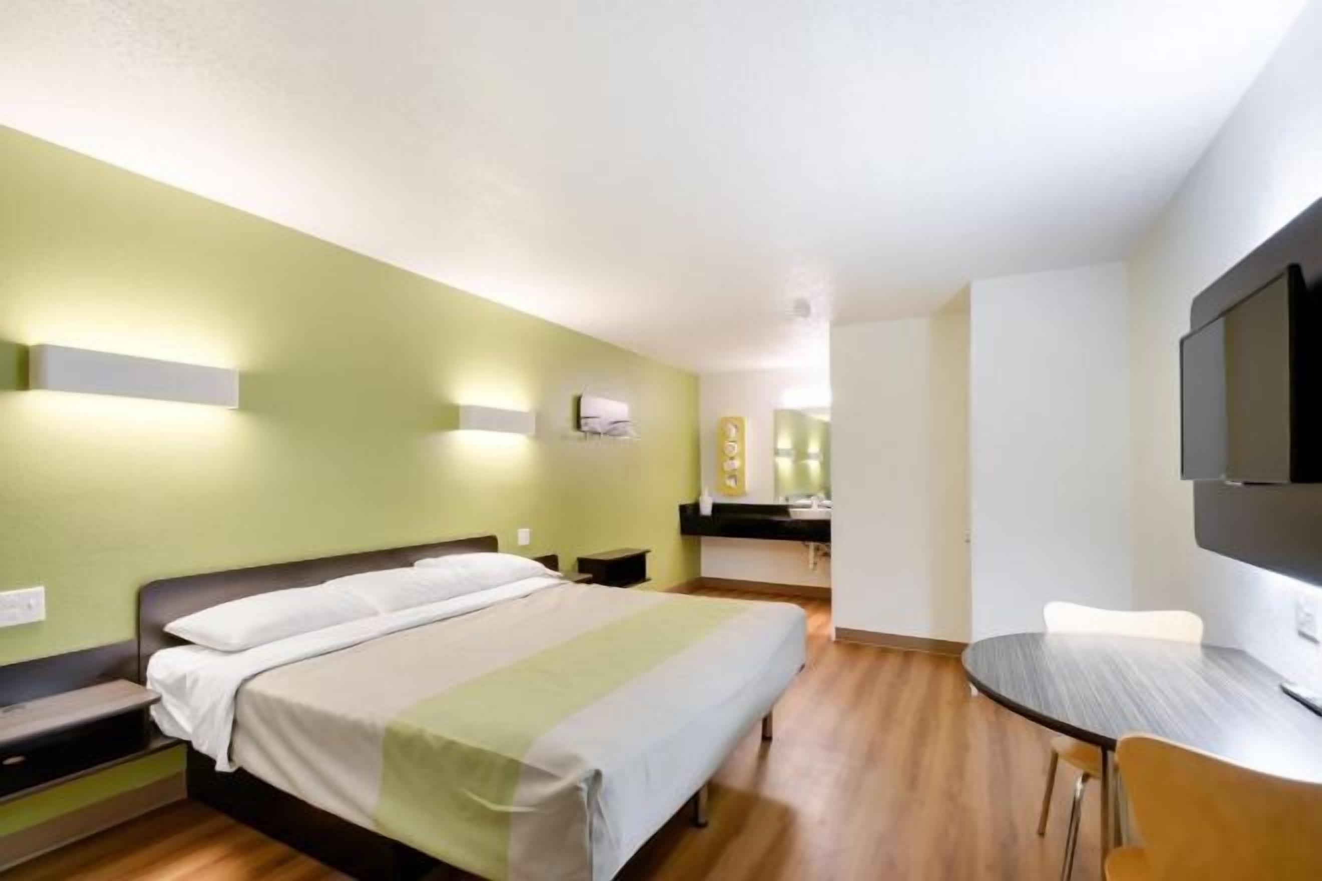 Wi-fi percuma, cadar katil 