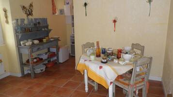 Basic Apartment, Ensuite, Lake View (Appartement) | 1 bedroom