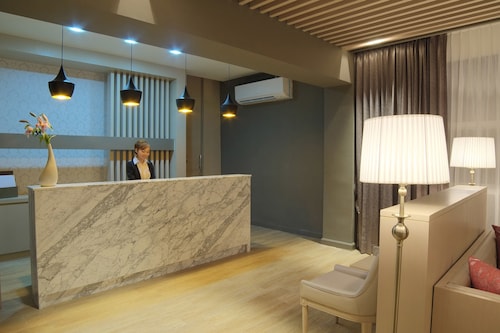 ザ ラヤ スラウォン バンコク