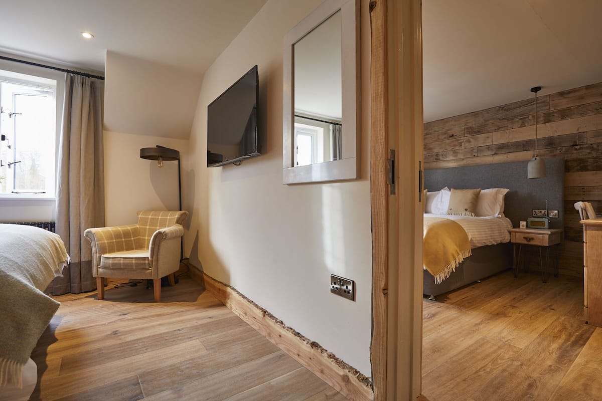 premium bedding, individually decorated, individually furnished, desk