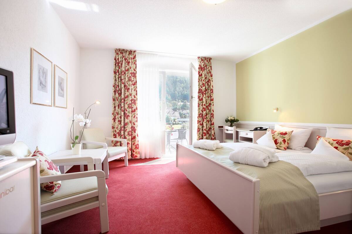 Comfort Double Room | 1 bedroom, premium bedding, minibar, in-room safe