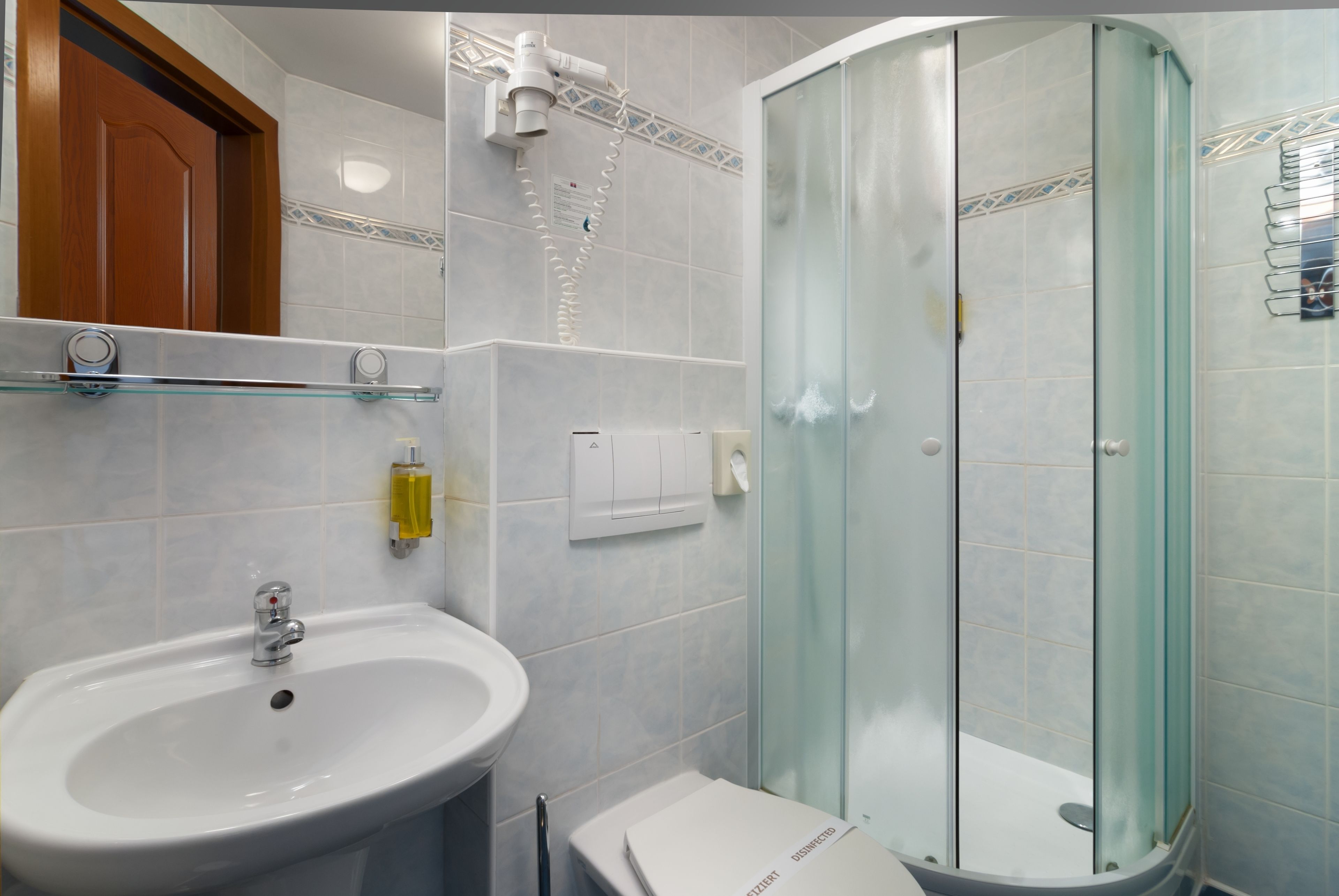 standard double room, 1 bedroom | bathroom | shower, hair dryer, towels, soap