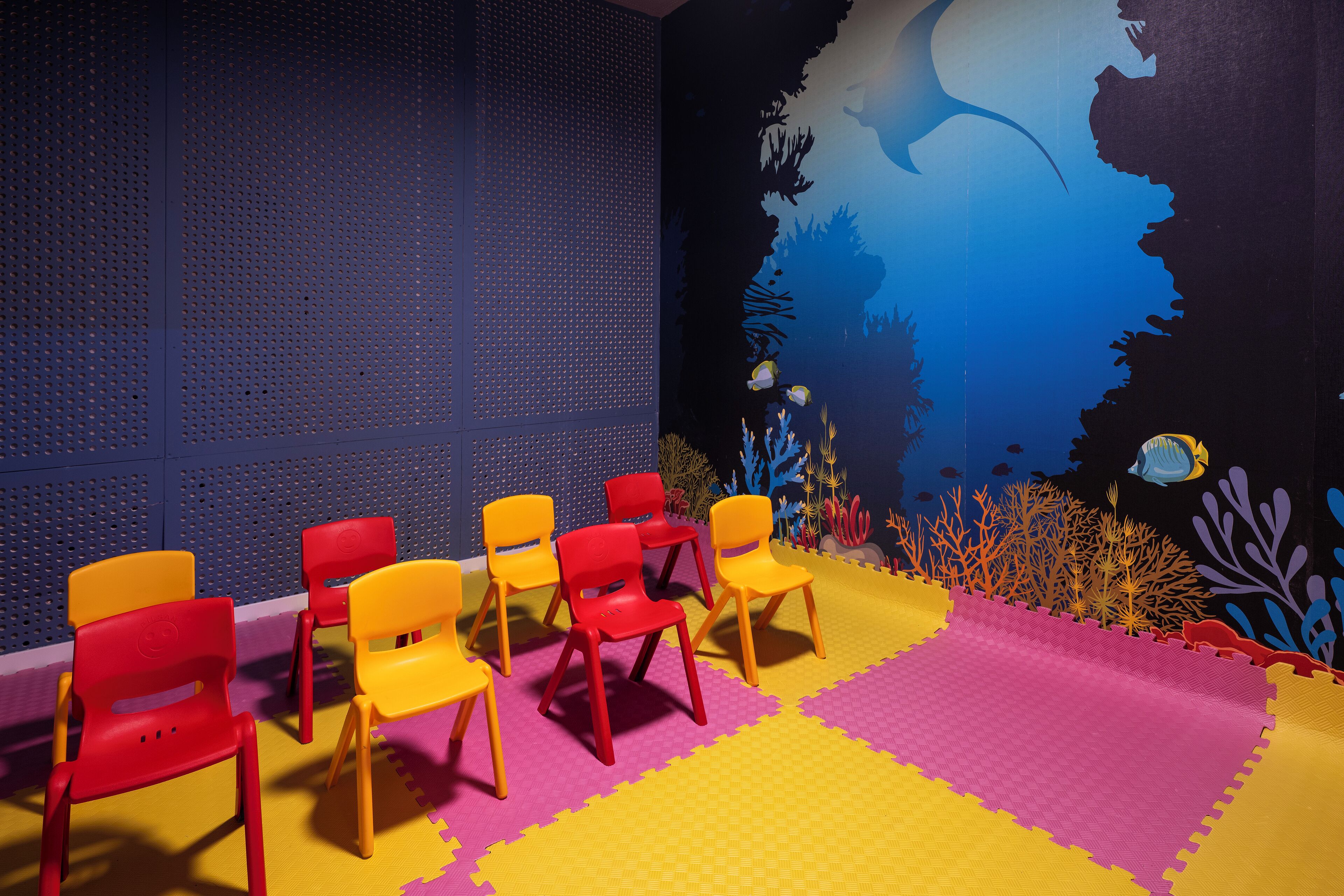 儿童活动区 - 室内