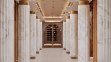 4 間餐廳,供應早餐、午餐和晚餐,國際料理