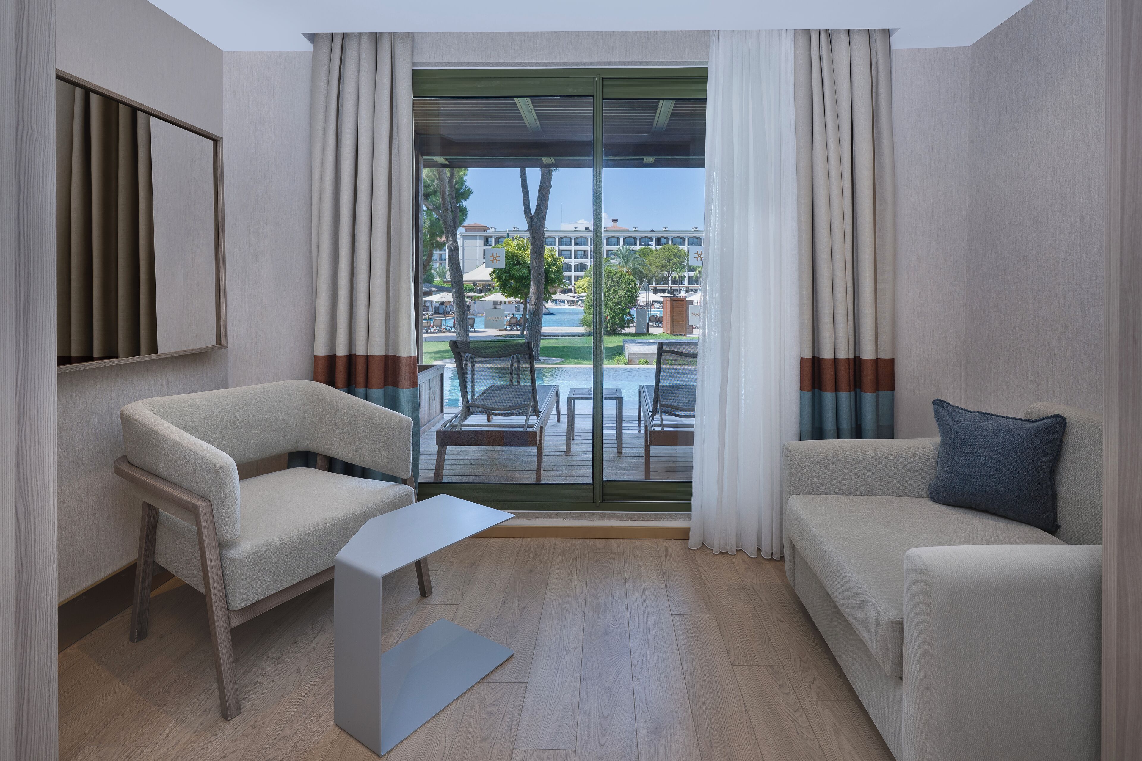 Chambre Double Deluxe, véranda | Literie de qualité supérieure, articles gratuits dans le mini-bar