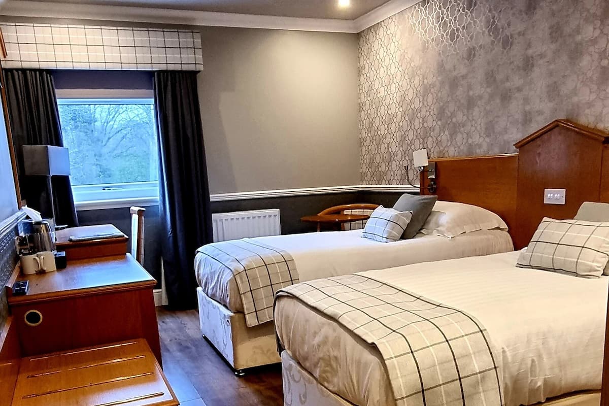 standard twin room, ensuite | 1 bedroom