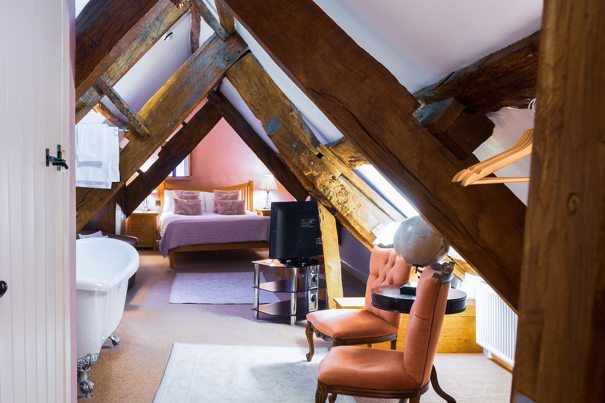 1 habitación, ropa de cama hipoalergénica y decoración personalizada