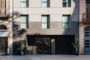Fachada de la propiedad