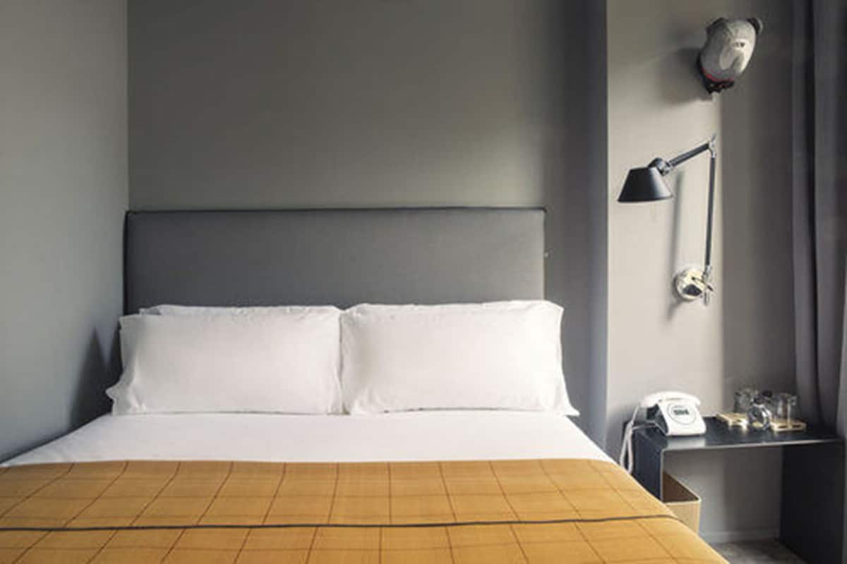 1 Schlafzimmer, Daunenbettdecken, Betten mit Memory-Foam-Matratzen