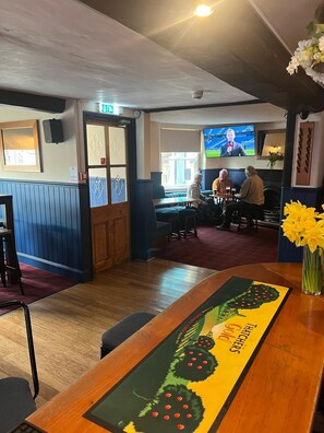 بار (في المنشاة)