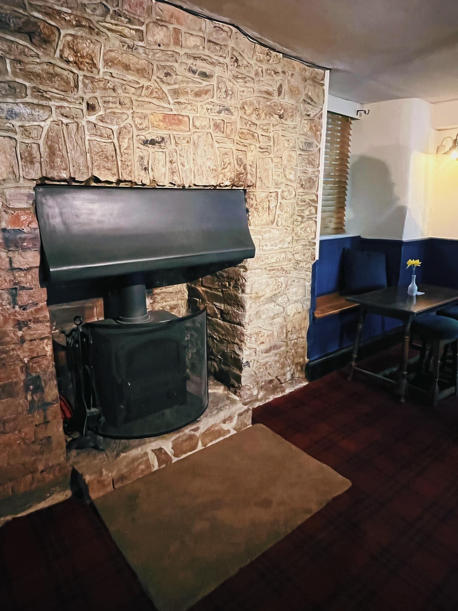 Double Room, Ensuite | Bar (on property)