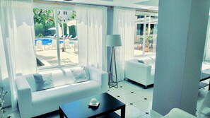 Lobby sitting area - Apartamentos Sureda (Capdepera)