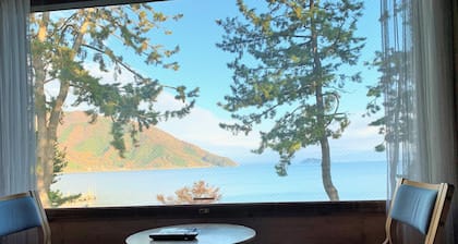 Okubiwako Makino Grand Park Hotel