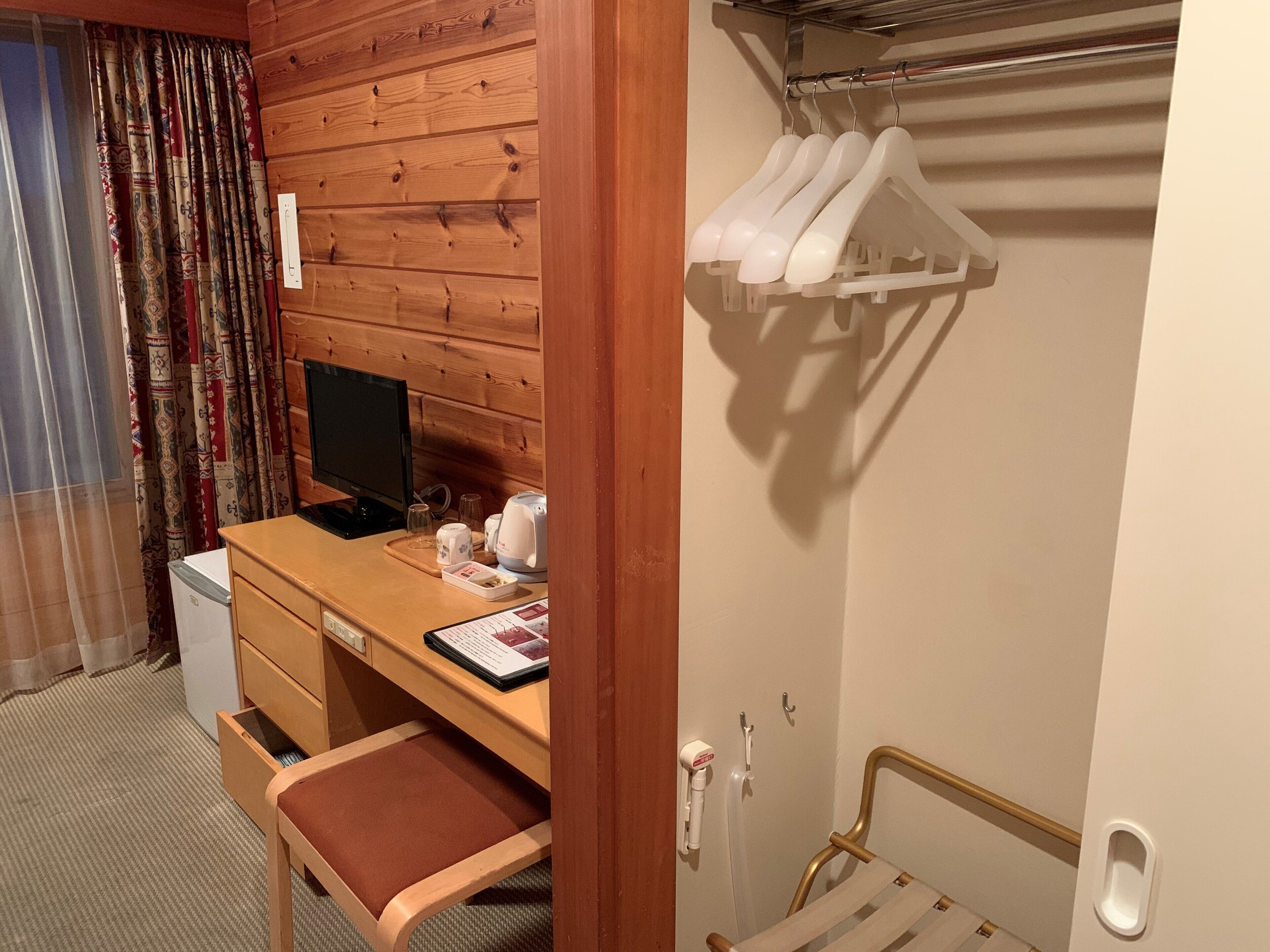 1 bedroom, premium bedding, in-room safe, blackout curtains