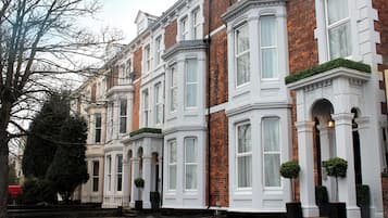 Fachada da propriedade