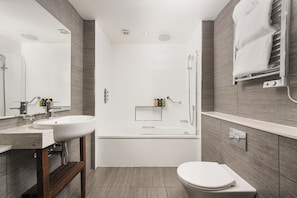 Free toiletries, hair dryer, towels, soap - 91 Aparthotel Jesmond Road (Newcastle-upon-Tyne)