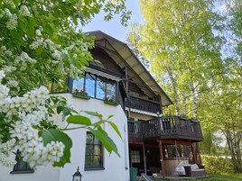 Fachada de la propiedad