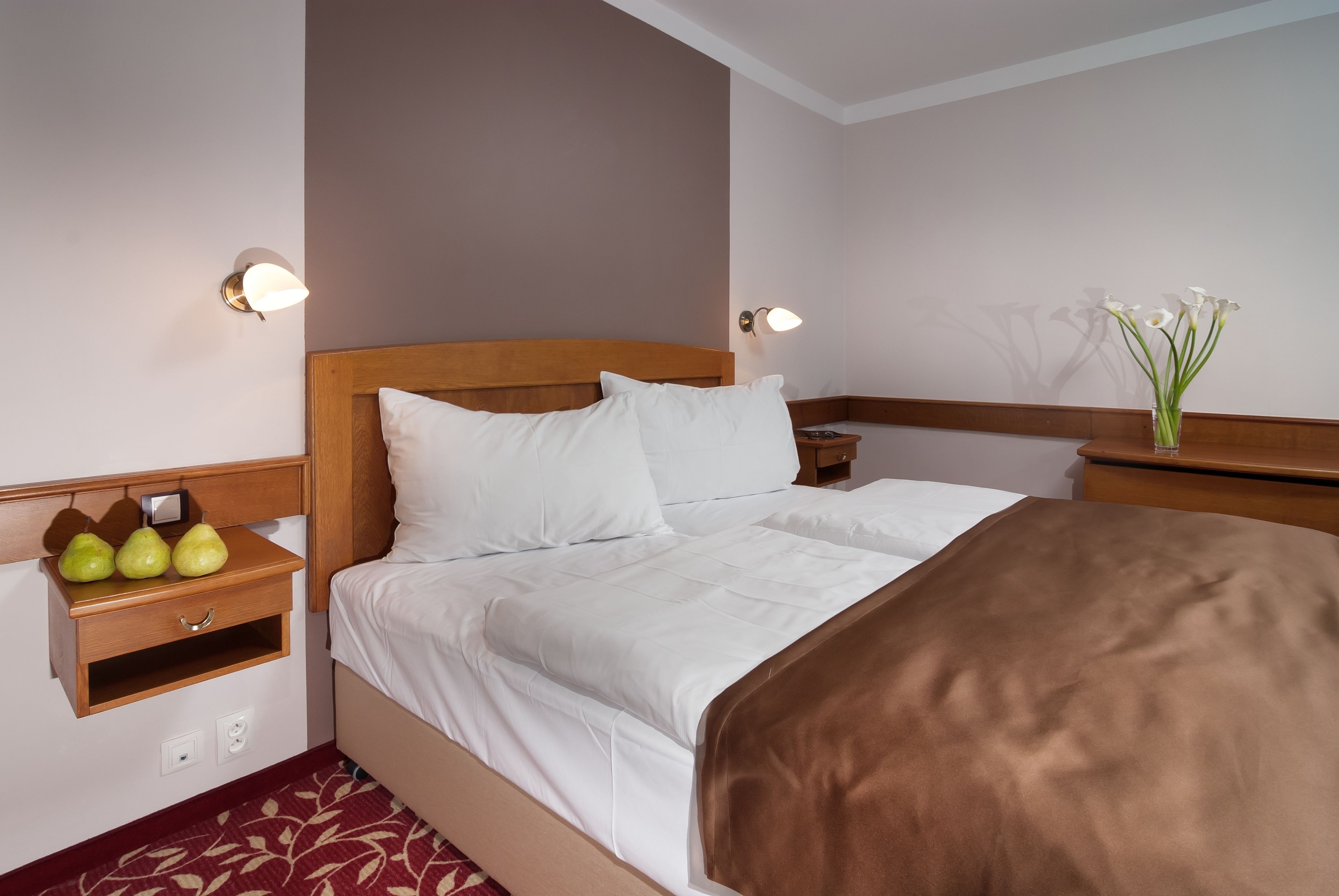 family room, 2 bedrooms | children’s theme room