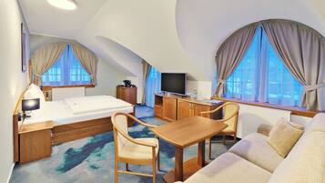 Family Room, 2 Bedrooms | Minibar, in-room safe, desk, blackout drapes