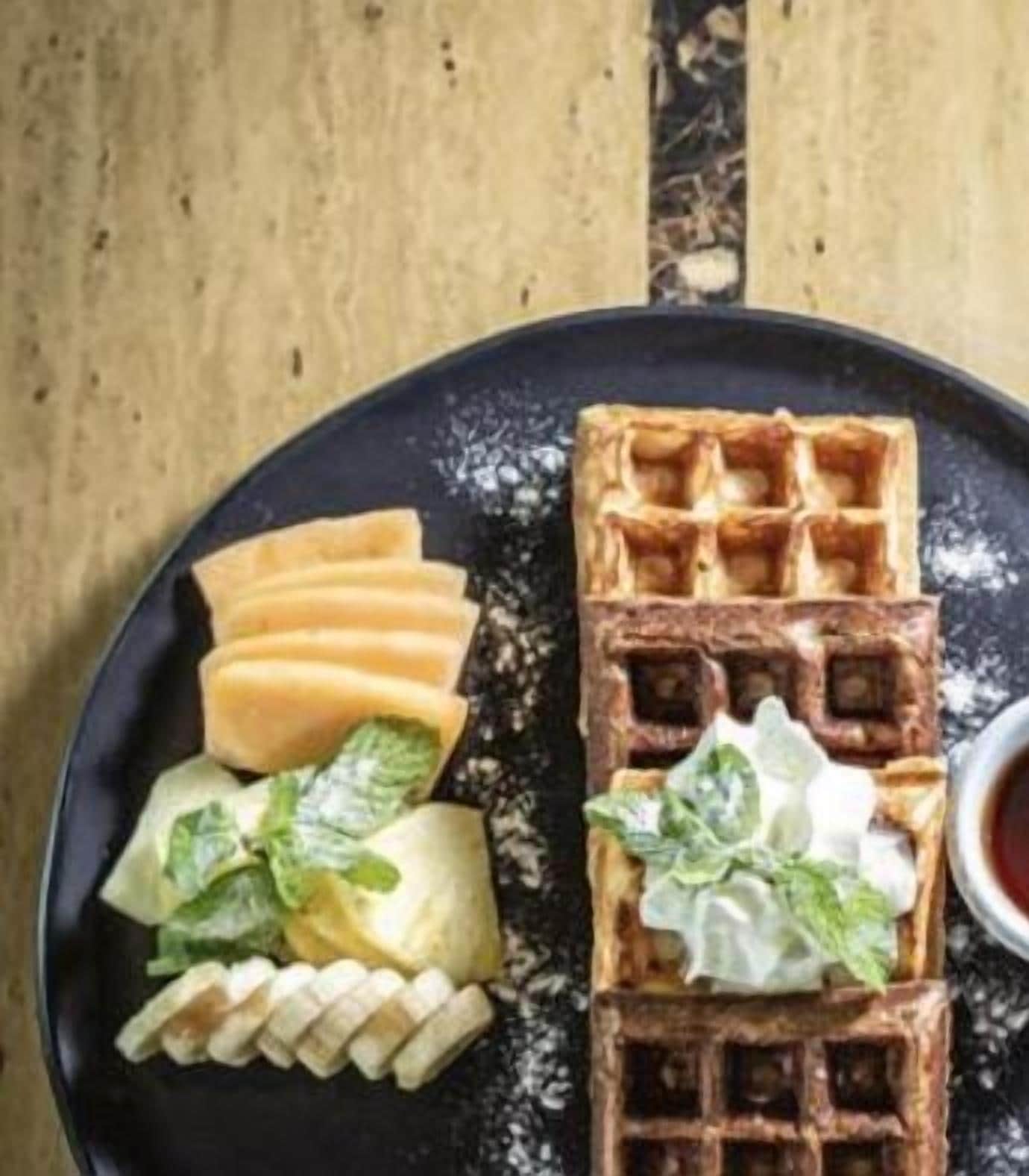 breakfast, lunch, dinner served; international cuisine