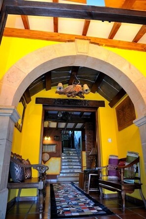 Interior entrance - Posada El Valle (Suances)