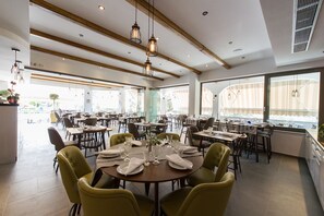 Restaurant - Adams Hotel (Parga)
