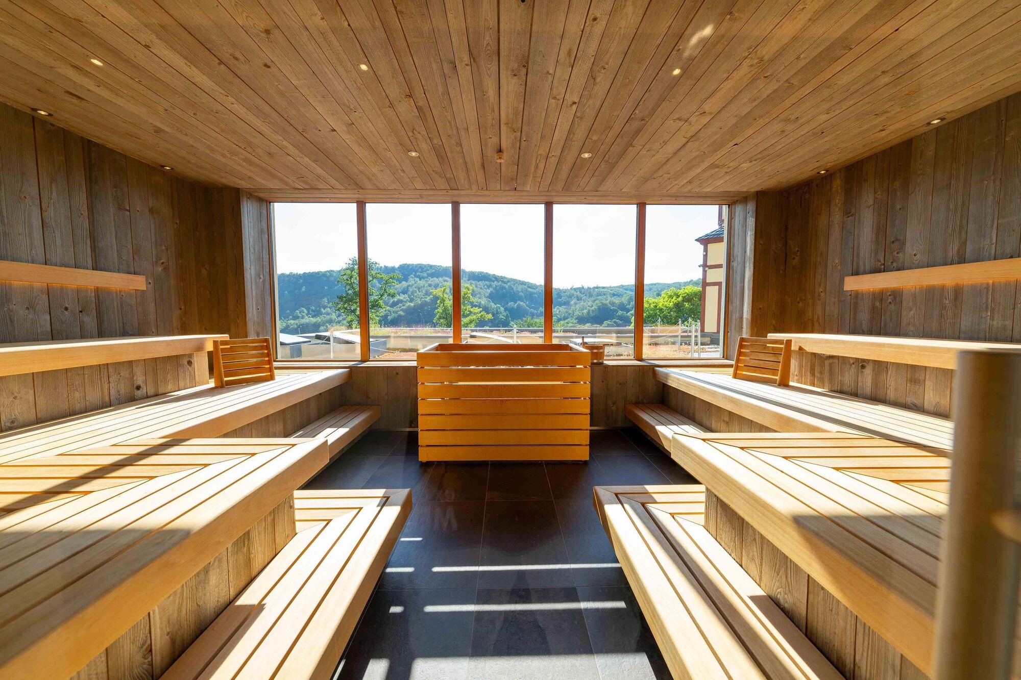 فنادق بتصنيف نجوم (4)