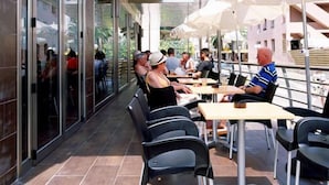 Breakfast, lunch and dinner served - Tossa Beach Center (Tossa de Mar)