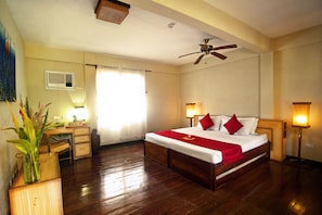 Premium bedding, minibar, in-room safe, desk