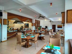 Restaurant - Asia Grand View Hotel (Coron)