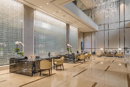 Saguão. Ascott Bonifacio Global City Manila