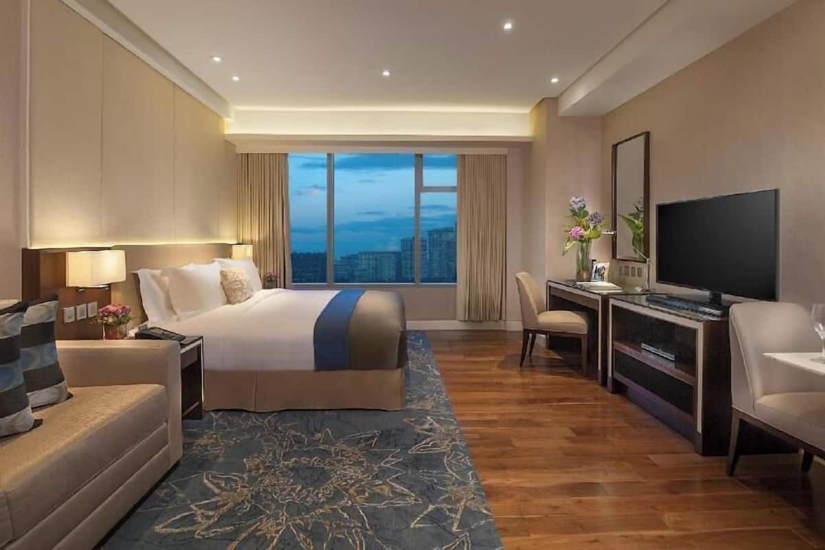 Minibar, caja de seguridad en la habitación y insonorización