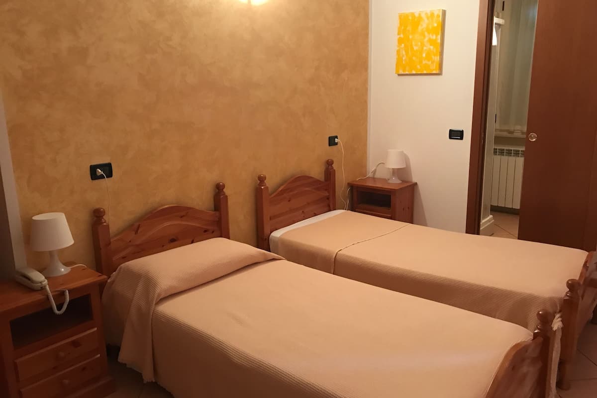 twin room (single use) | premium bedding, in-room safe, desk, soundproofing