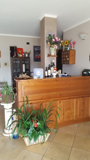 Reception - Albergo Quattro Pini (Pozzolengo)