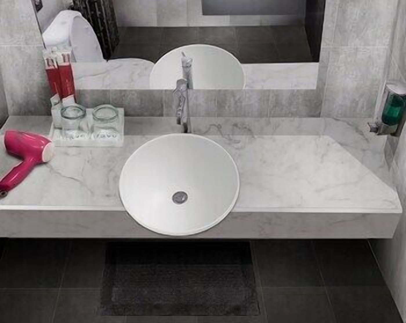 Bilik Mandi | Pancuran mandi, kelengkapan dandanan diri percuma, tuala disediakan 