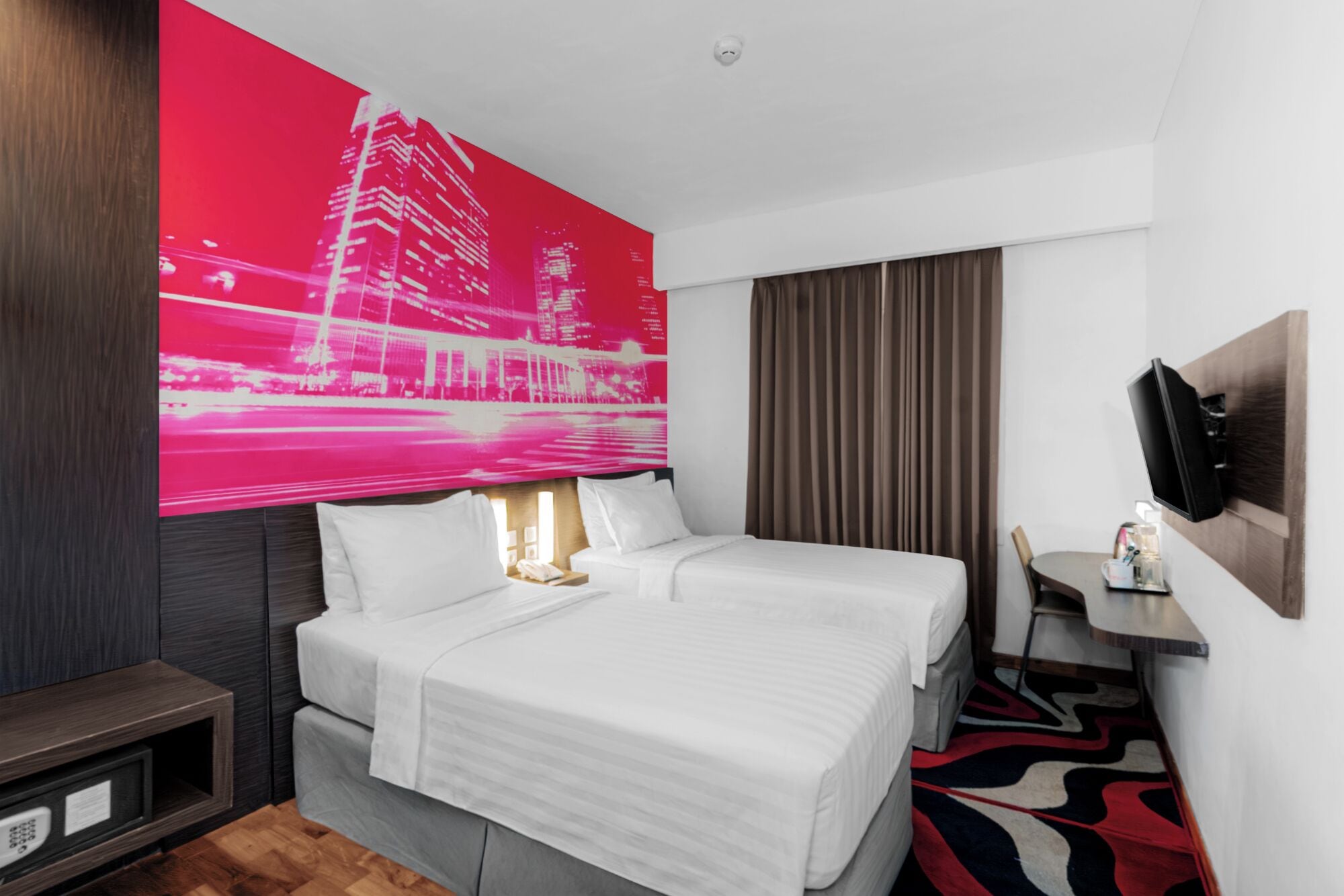 Chambre Supérieure | Literie de qualité supérieure, coffres-forts dans les chambres, bureau