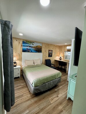 Standard 2 Double Room (Shower Only) | Individually decorated, free WiFi, bed sheets