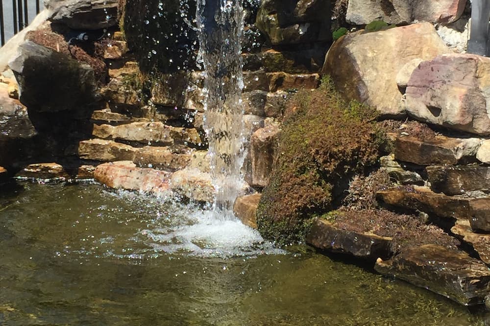 luxury hotels in Hickory