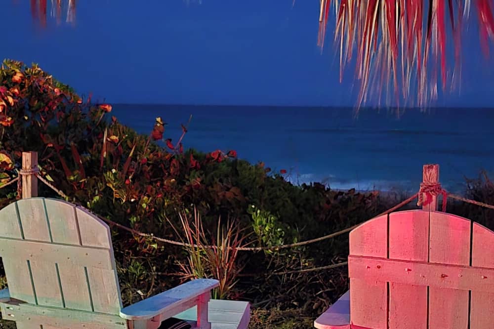 Sea Scape Oceanfront Motel