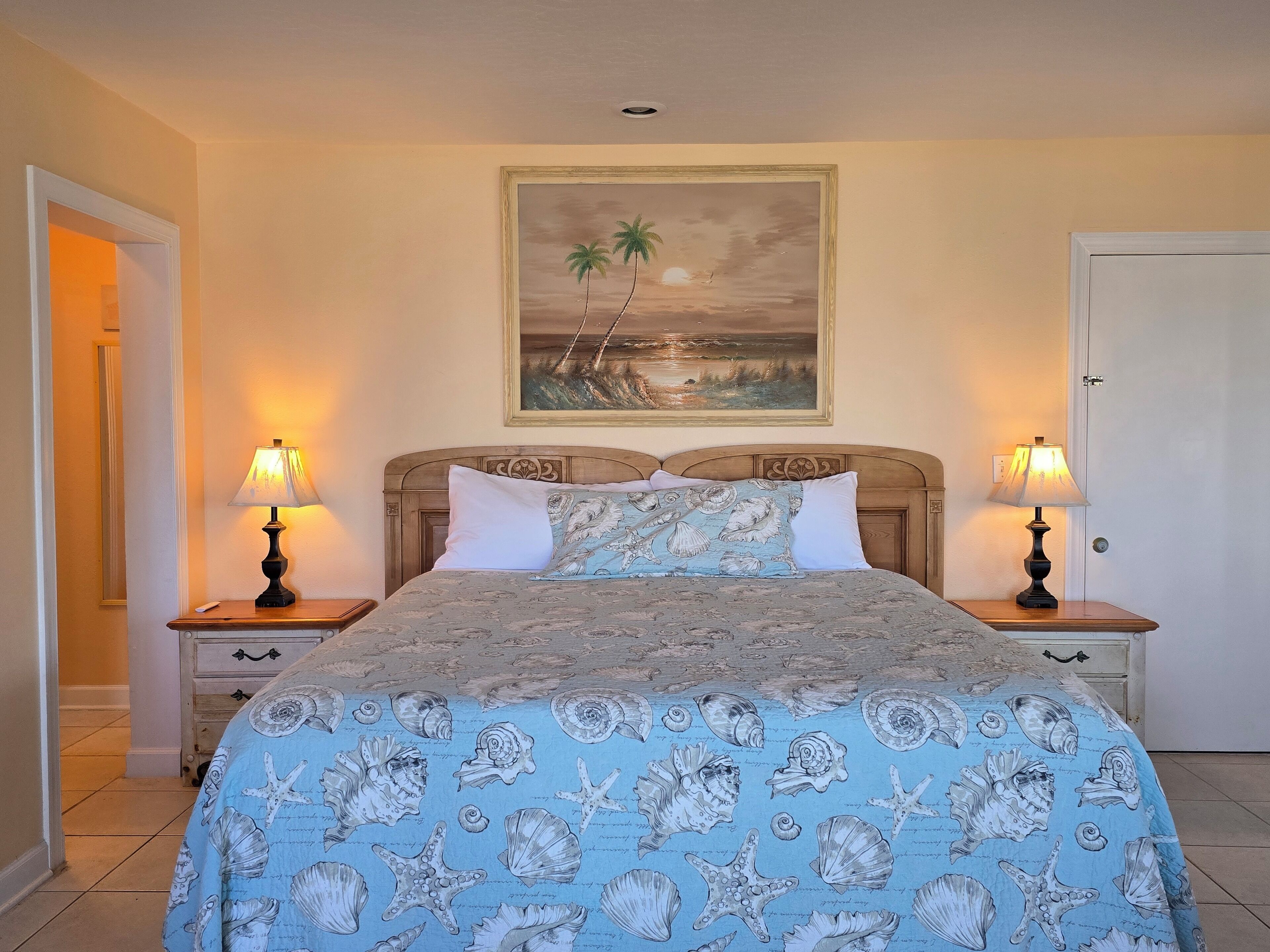 Panoramic Suite, 1 Bedroom, Oceanfront | Free WiFi, bed sheets