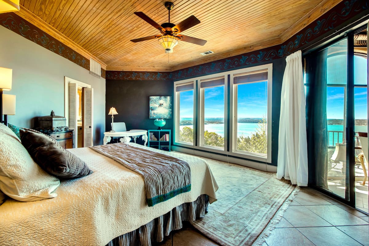 Deluxe Room, 1 King Bed, Pool Access, Lake View | Premium bedding, pillowtop beds, laptop workspace, iron/ironing board