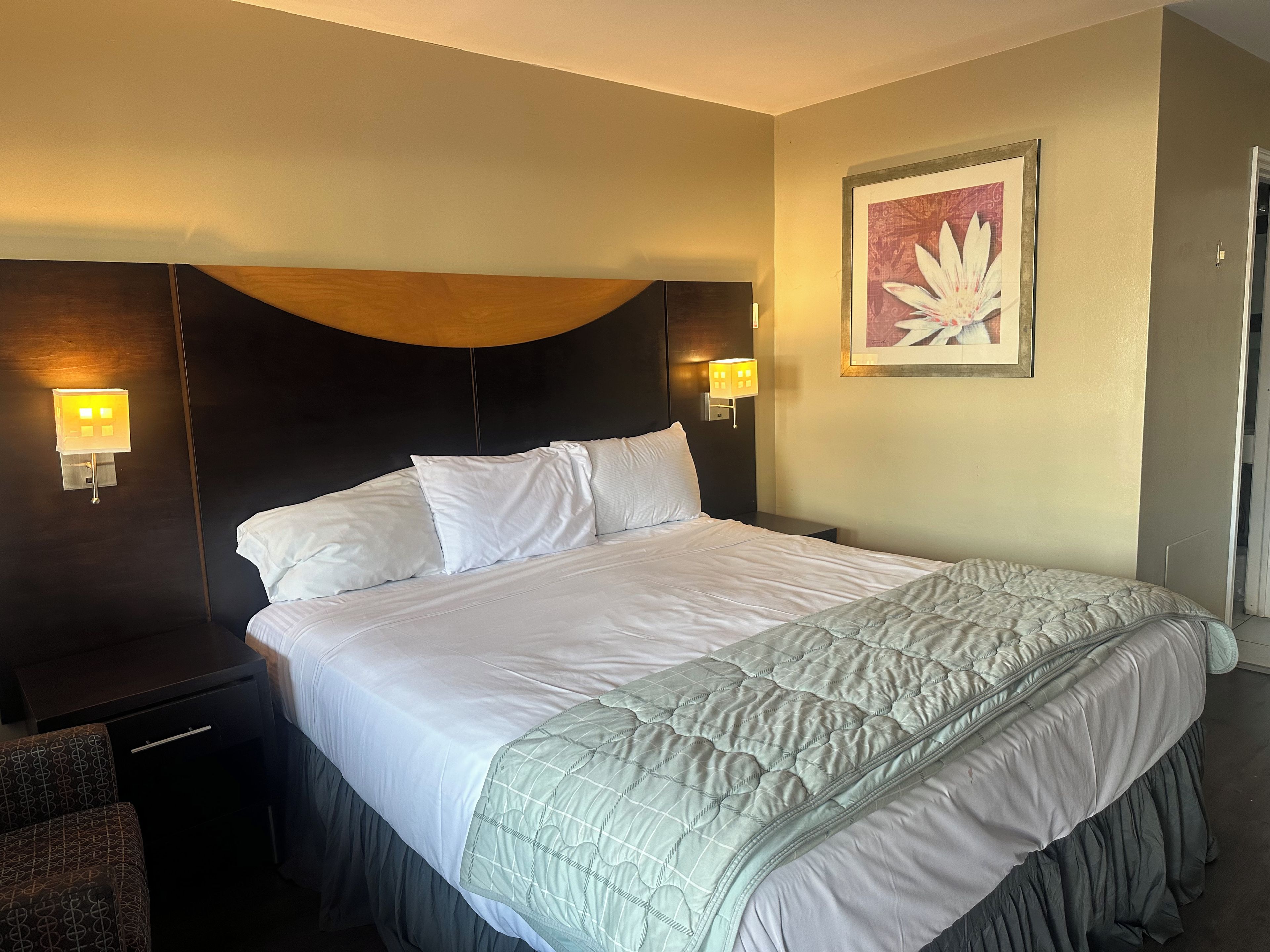 Photo - American Plaza Motel