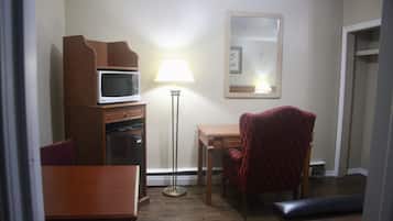 Standard Room, 2 Queen Beds, Non Smoking