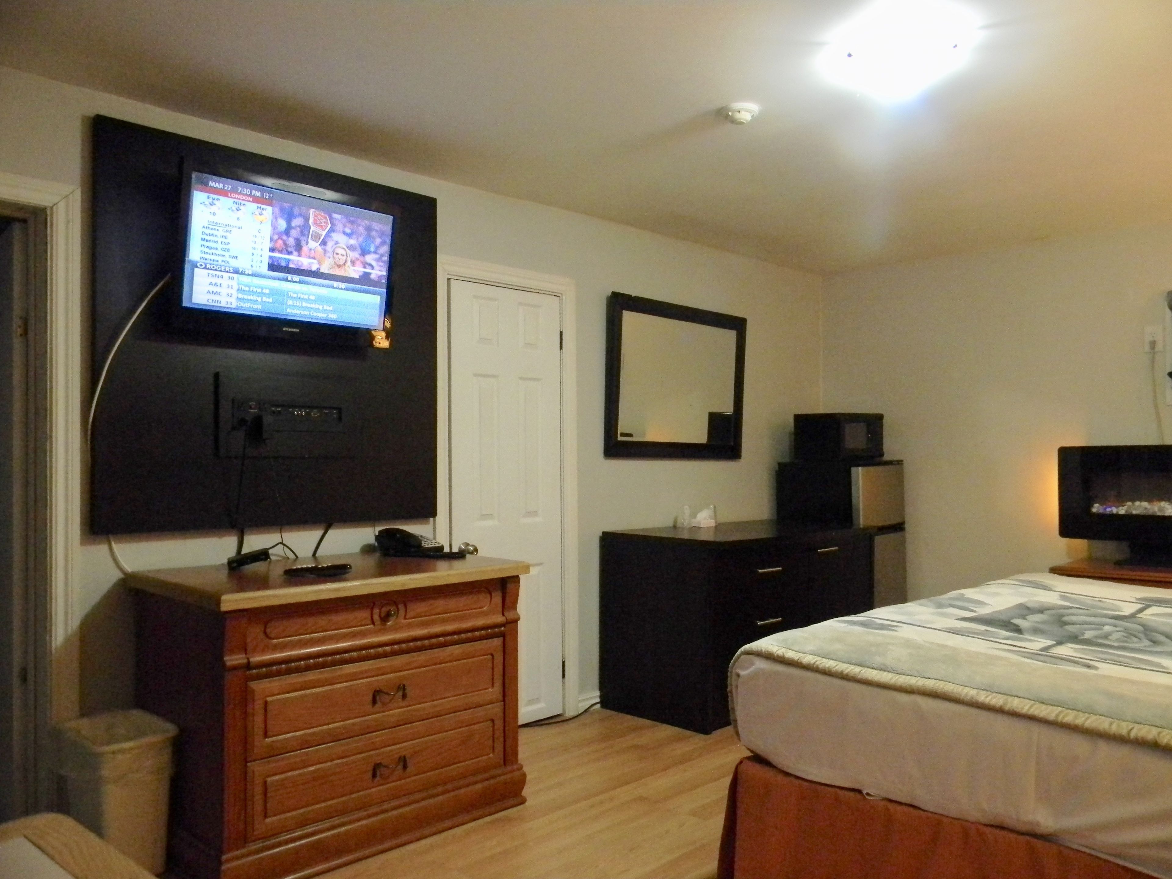 Photo - American Plaza Motel