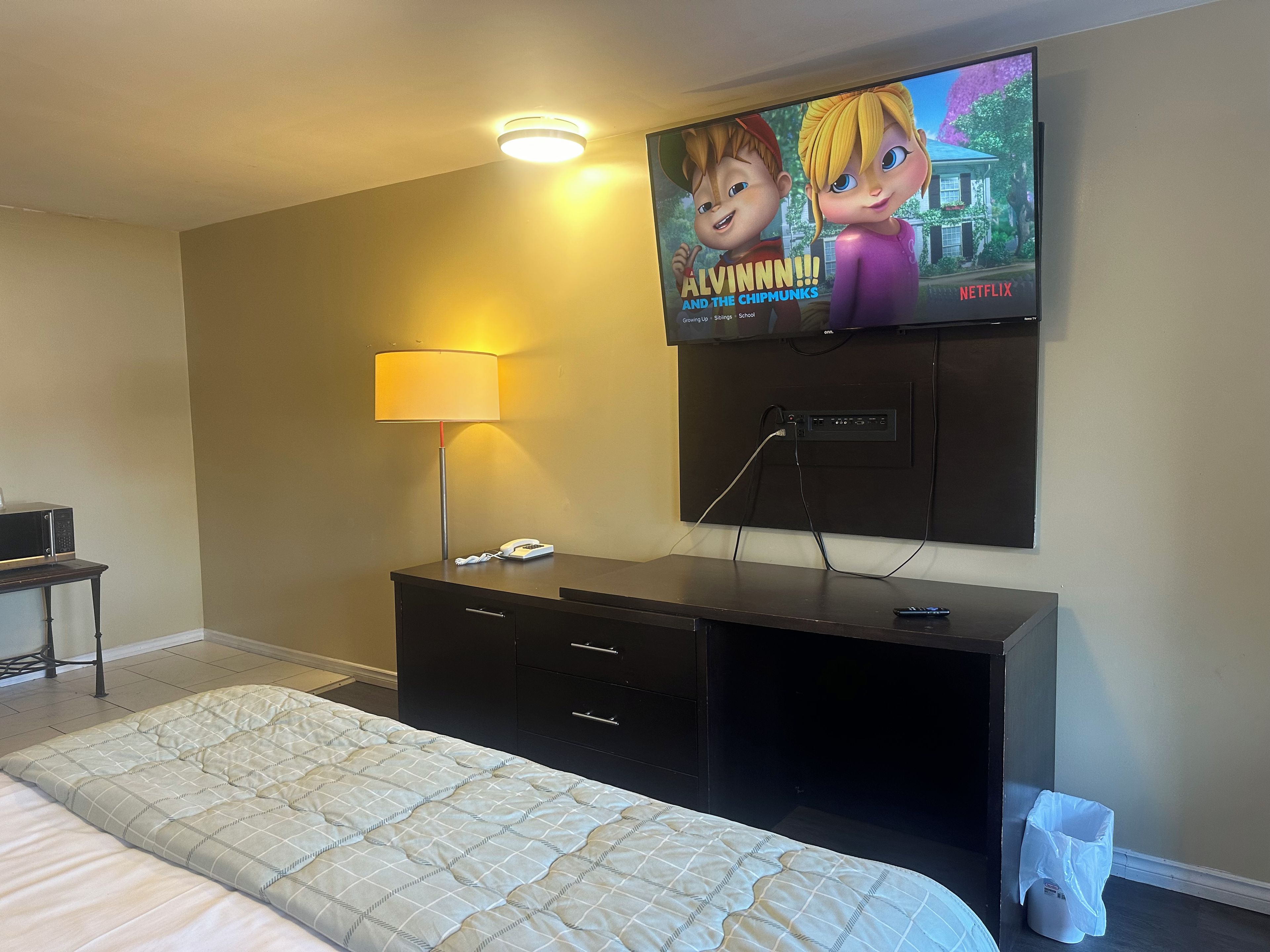 Photo - American Plaza Motel