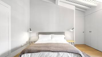 Superior Suite, Garden View | Living room | LCD TV