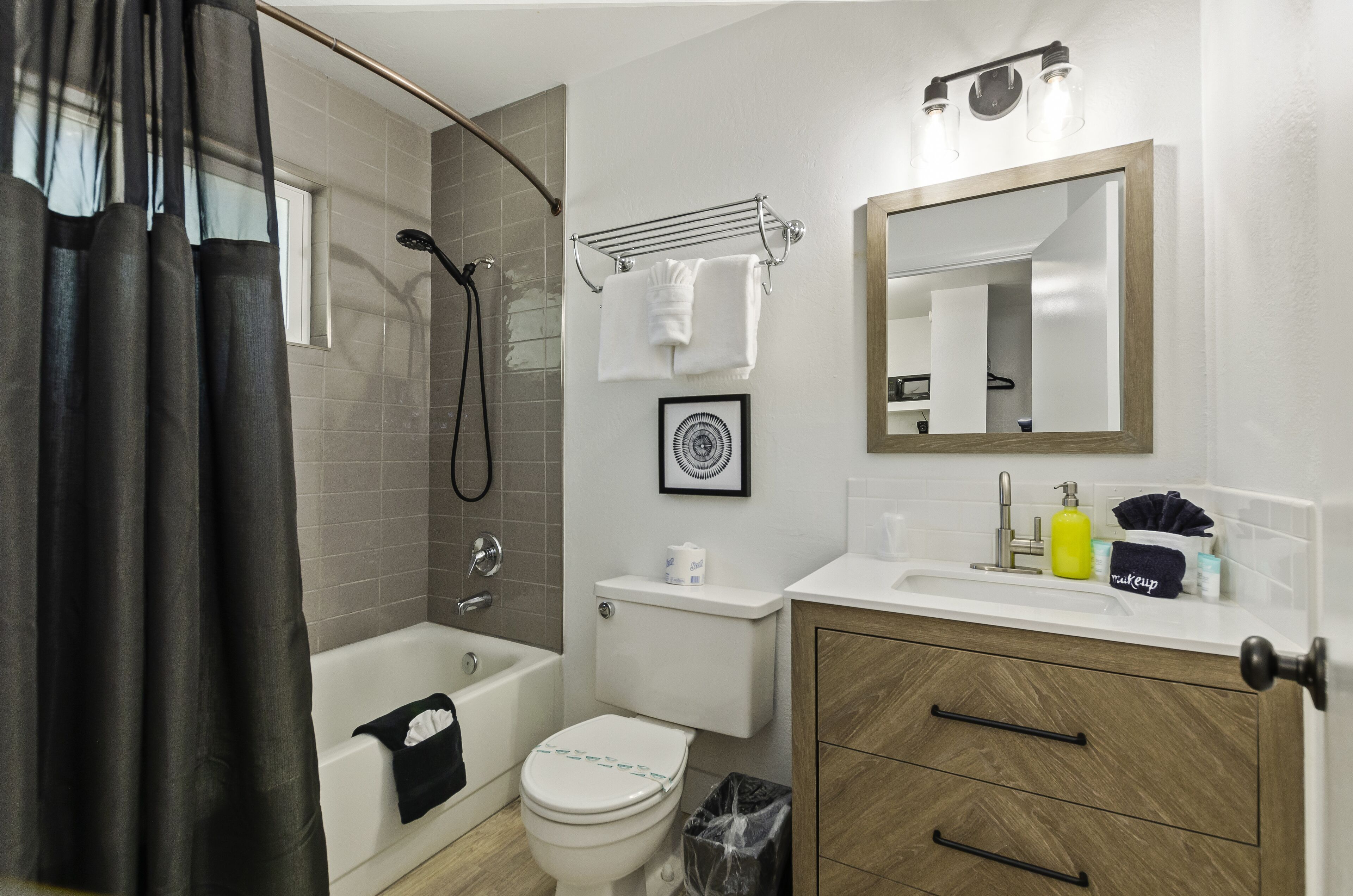 Photo - The Jeffrey Hotel