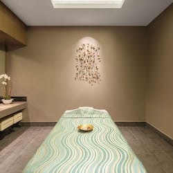 Couples treatment rooms, body treatments, body wraps, body scrubs